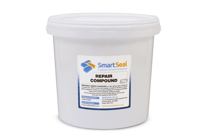 Crack Repair Compound (3kg) - Repair cracks in concrete & tarmac with this fast-drying, super-strong dry concrete mix