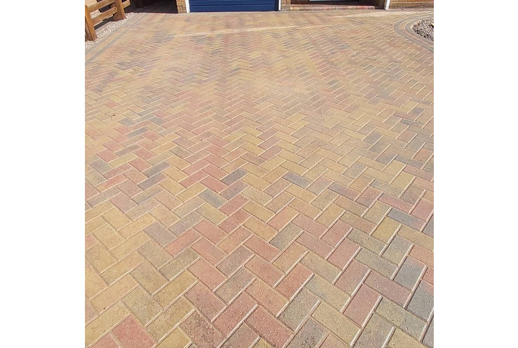 Eco-Friendly Paving Sealer | Solvent Free Cobblelock Sealer | Seal